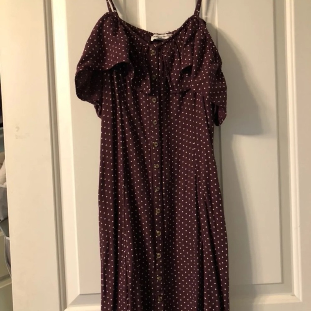 AE Off-Shoulder Dress - Picture 2 of 3